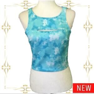 New small blue key hole decree crop top